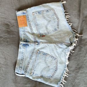 Levi's 501 denim cutoff shorts "waveline" size 28
